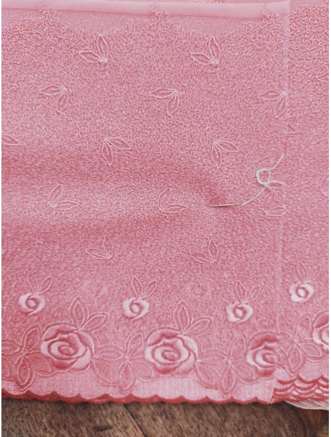 Puntilla ondas y flores rosa  coral - 20cm