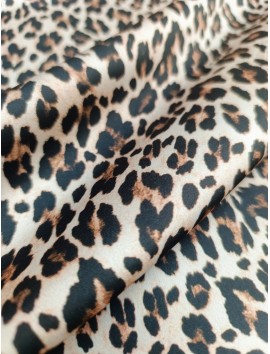 Tela Satén estampado animal print leopardo