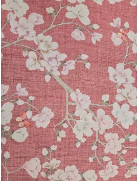 Tela Loneta con estampado floral fondo rosa