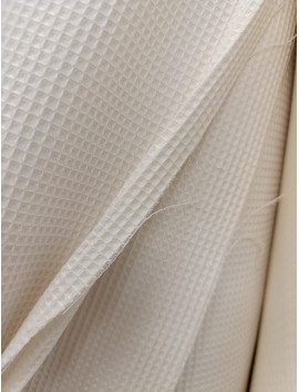 Tela  piqué blanco roto en 280