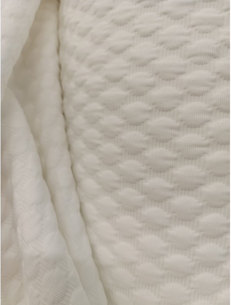 Tela  piqué blanco roto en 280 colcha