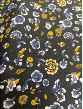 Tela de algodón estampado flores fondo negro