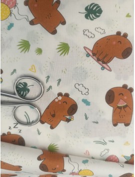 Tela de algodón estampado capibaras