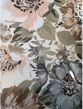 Mantel resinado , teflón , flores grises y rosas