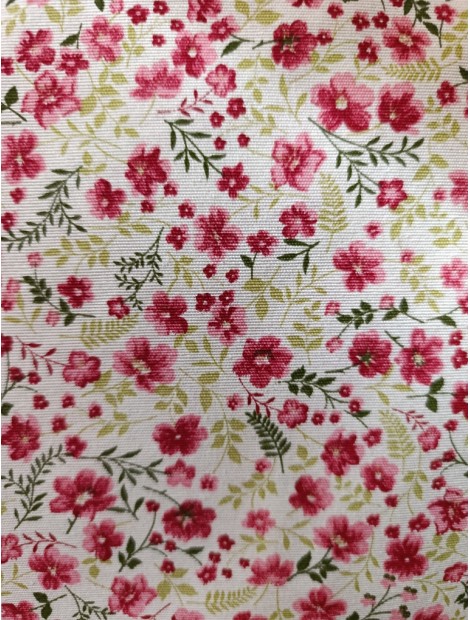 Mantel resinado , teflón ,flores pequeñas rojas