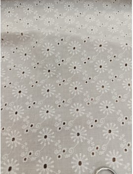 Batista de algodón bordada y perforada flor y estrella