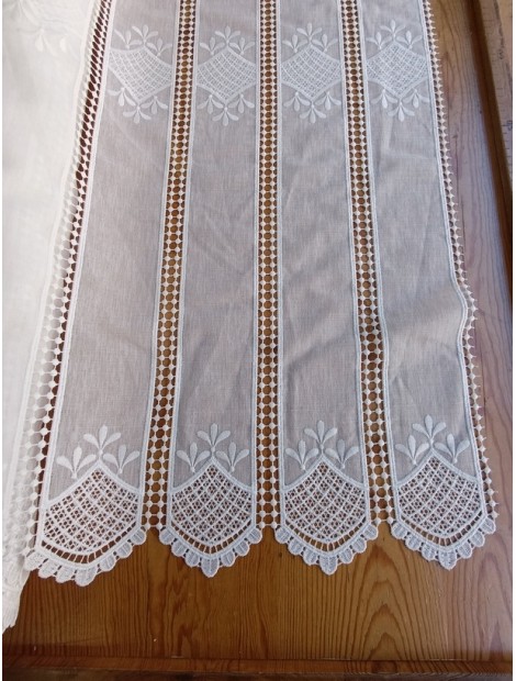 Visillo holandes, tendinas bordadas , en 150 de largo