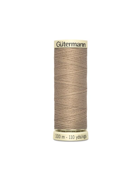 Hilo beige pardo Coselotodo de Gutermann número 215